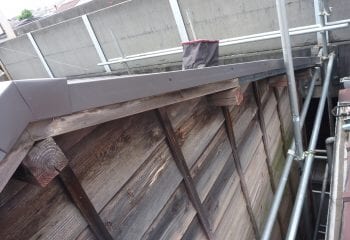 ケラバ側　屋根工事完成写真
