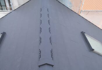 川口市 - 外壁塗装リフォームと屋根カバー工法事例