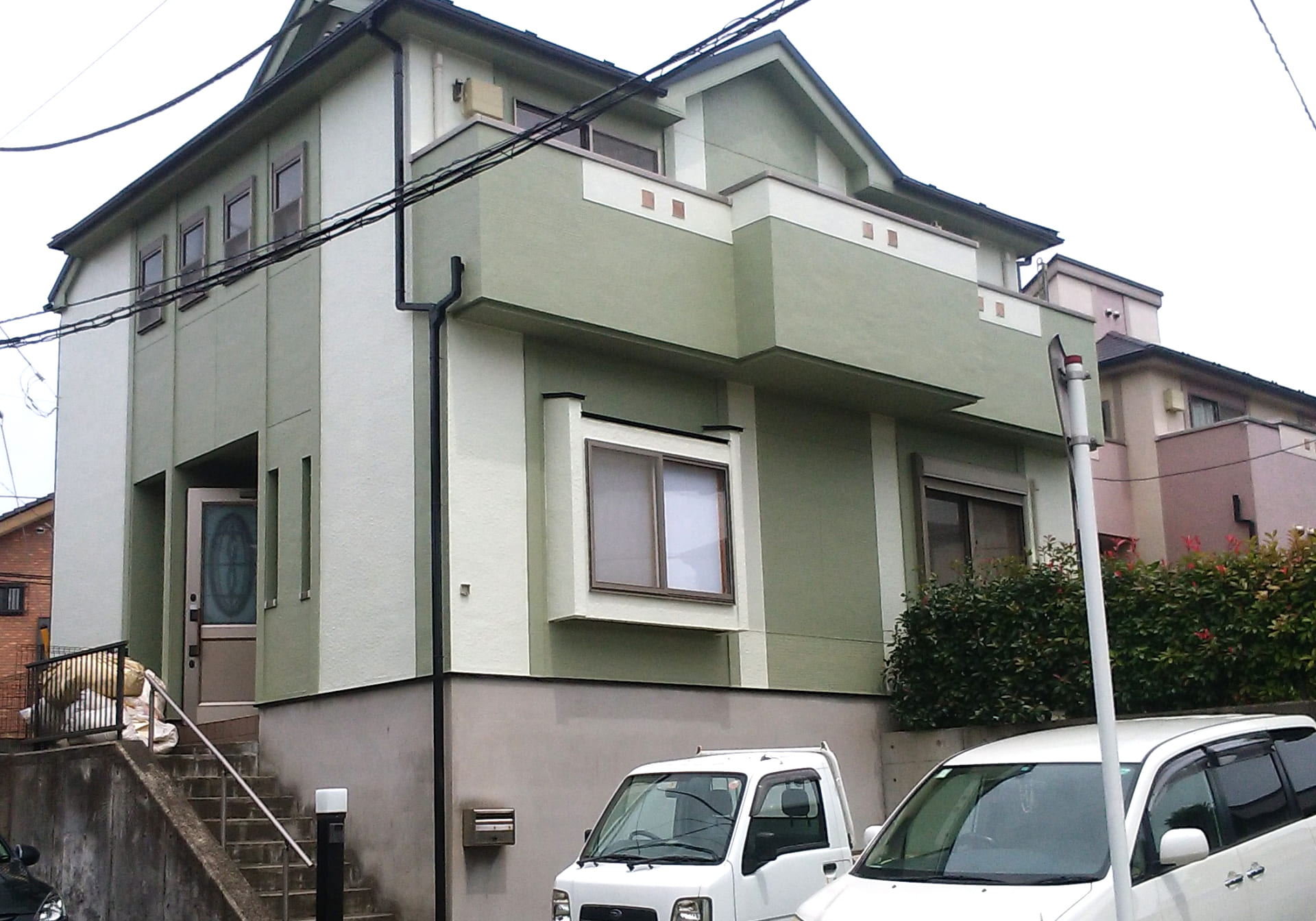 柏市の屋根と外壁塗装工事完成