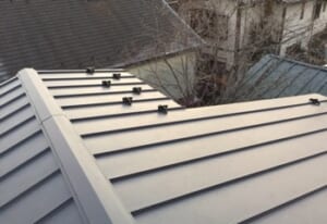 横浜市緑区 - 強風で吹き飛ばされたトタン屋根の葺き替えリフォーム