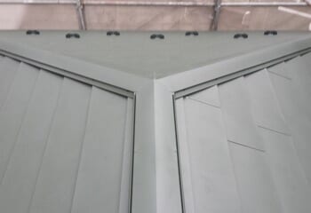 棟板金の取り付け
