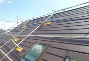 千葉市稲毛区でおこなった天窓屋根のカバー工法リフォームが完成