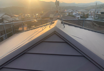 奈良県奈良市でおこなった金属屋根への葺き替え工事が完成