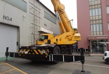 屋根材の吊上げ