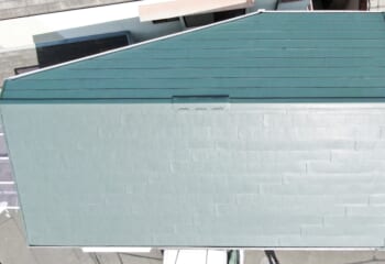 エスジーエル鋼板の屋根