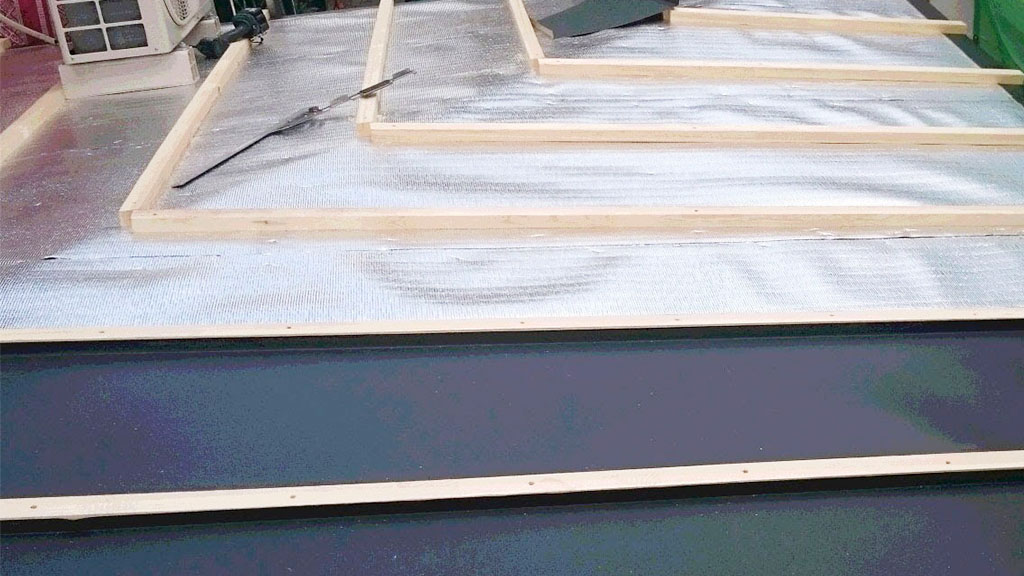 トタン屋根の遮音・断熱シート