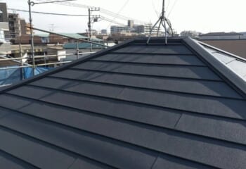 千葉県印西市 - コロニアルNEOを断熱屋根でカバー工法
