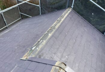 リフォーム工事前の屋根