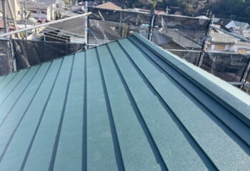 和歌山県和歌山市 - RC造のマンションコンクリートのアスファルトシングルに屋根カバー工法