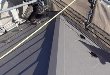 東京都小金井市 - スレート屋根のカバー工法工事