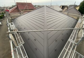 屋根カバー工法リフォーム工事が完成