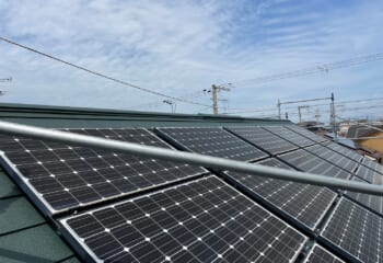 大阪府和泉市 - 屋根カバー工法と太陽光パネル脱着