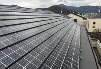 京都市左京区 - パナホームの屋根葺き替えと太陽光発電脱着