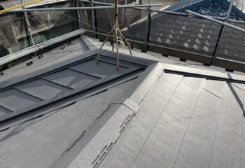 相模原市緑区 - 耐震改修を目的にした瓦屋根の葺き替えと外壁塗装