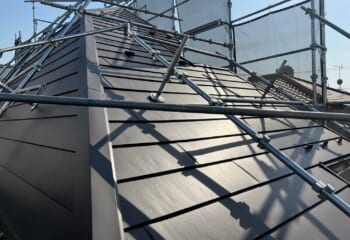 東京都中野区 - 10寸勾配の屋根を屋根重ね葺きリフォーム