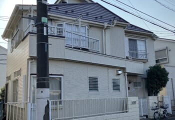 東京都練馬区 - 直張りサイディングに外壁カバー工法と屋根カバー工法リフォーム