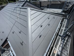 サムネイル画像 千葉県流山市 - スレート屋根をスーパーガルテクトでスタイリッシュに屋根リフォーム