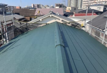 堺市北区-劣化したスレート屋根のカバー工法リフォーム工事