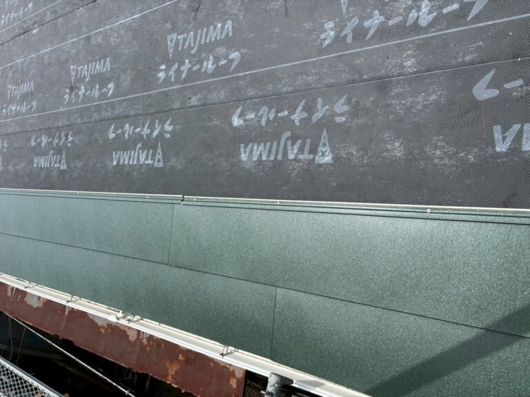 新規屋根材施工　横暖ルーフas