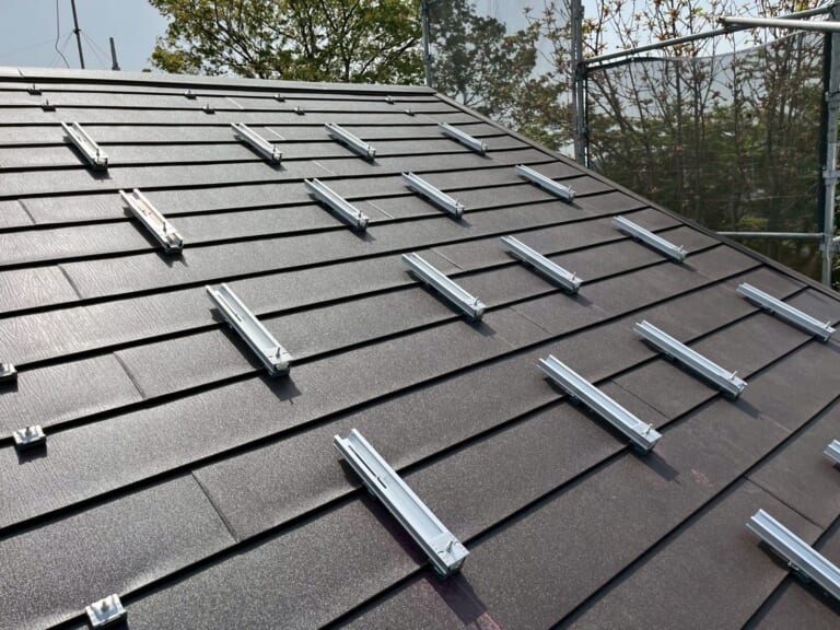 太陽光パネルの架台の設置