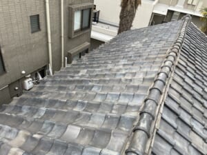 葺き替え工事前 瓦屋根