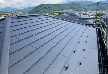 山梨県甲斐市の屋根工事例