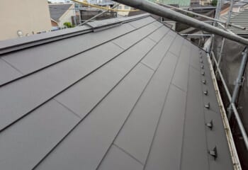 屋根カバー工法施工後