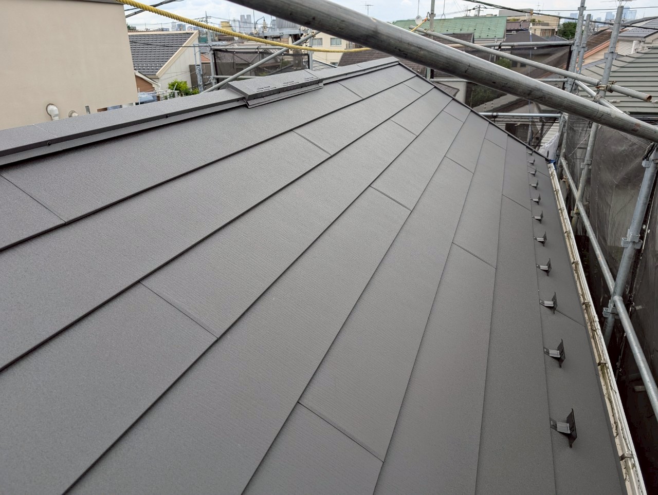 屋根工事完了写真