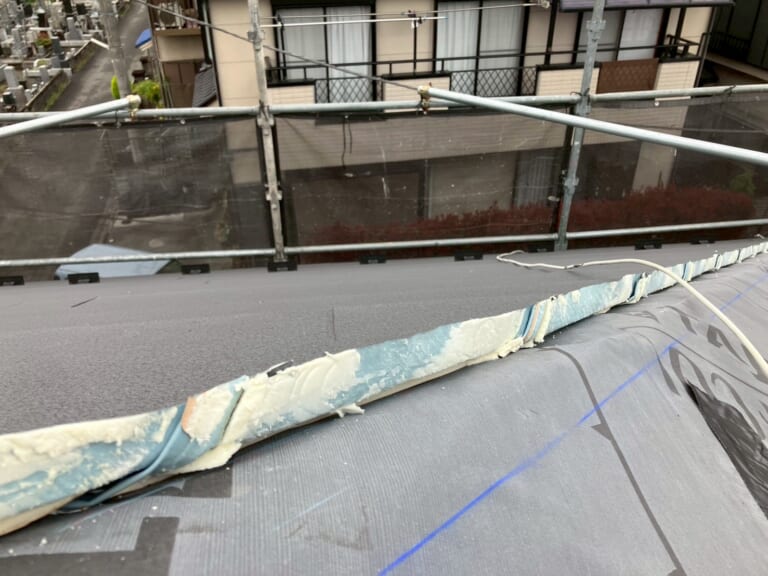 屋根本体を立ち上げ