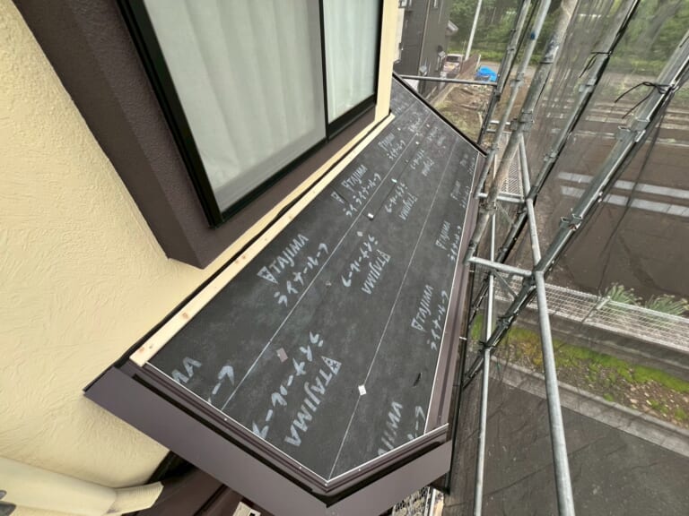 下屋根施行　ルーフィング　各種ばんきん取り付け