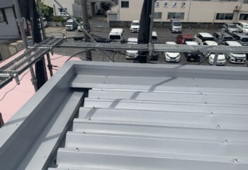 雨漏り箇所の納まり