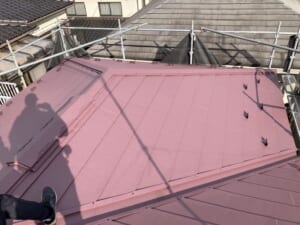 サムネイル画像 千葉県四街道市 - スレート屋根からスーパーガルテクトに屋根葺き替えと雨樋交換