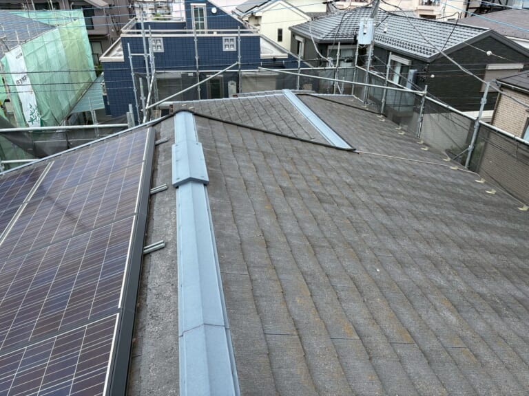 施工前の屋根