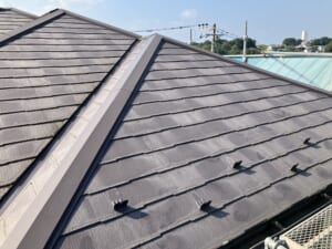 施工前　スレート屋根