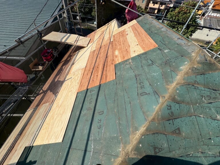 野地板の設置