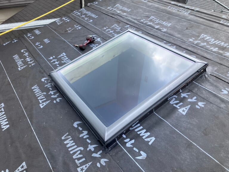 新しい天窓設置