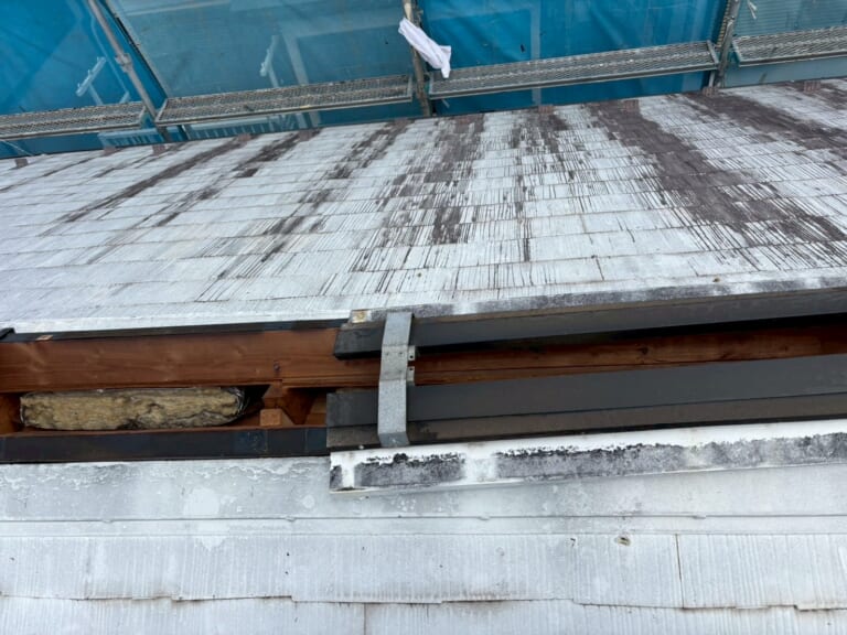 アスベスト入りのスレート屋根