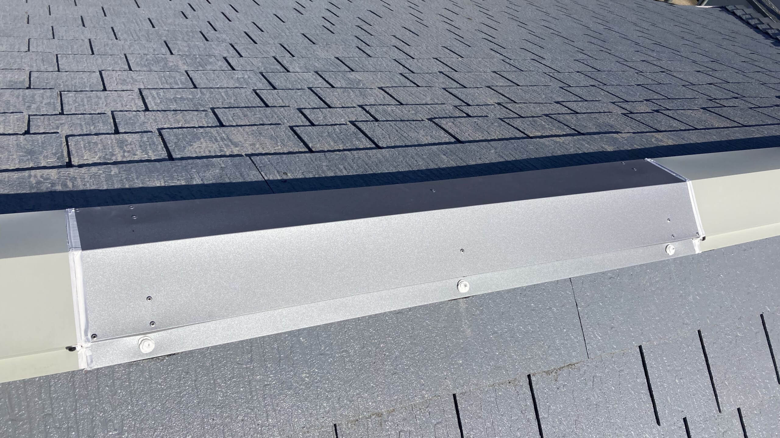 棟板金の部分交換