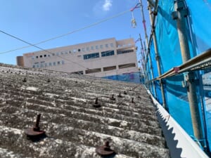 施工前小波スレート屋根