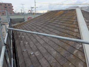施工前の屋根