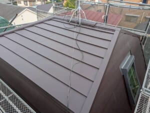 サムネイル画像 埼玉県蓮田市 - ベルックス社の天窓交換で明るさ守る、テイガクルーフで屋根改修