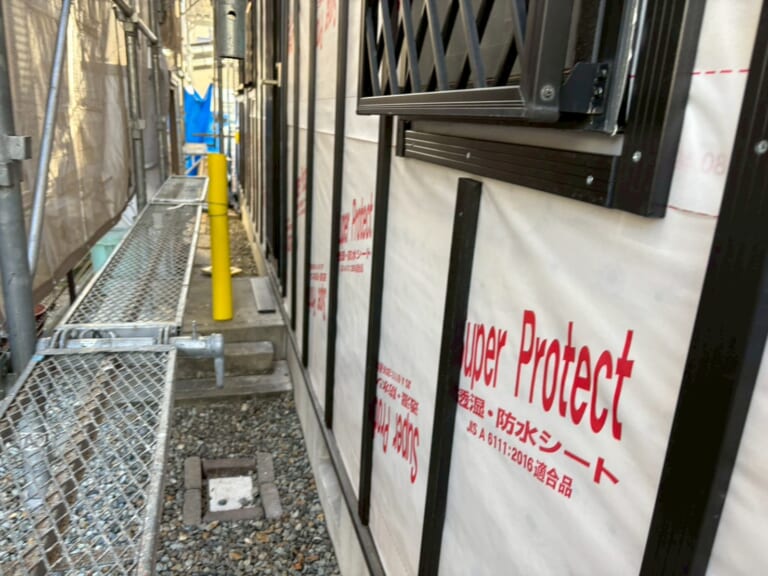 アルミ芯入り胴縁