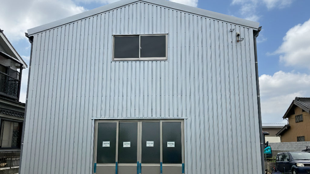 ㈱フォーセット様大型施設の外壁