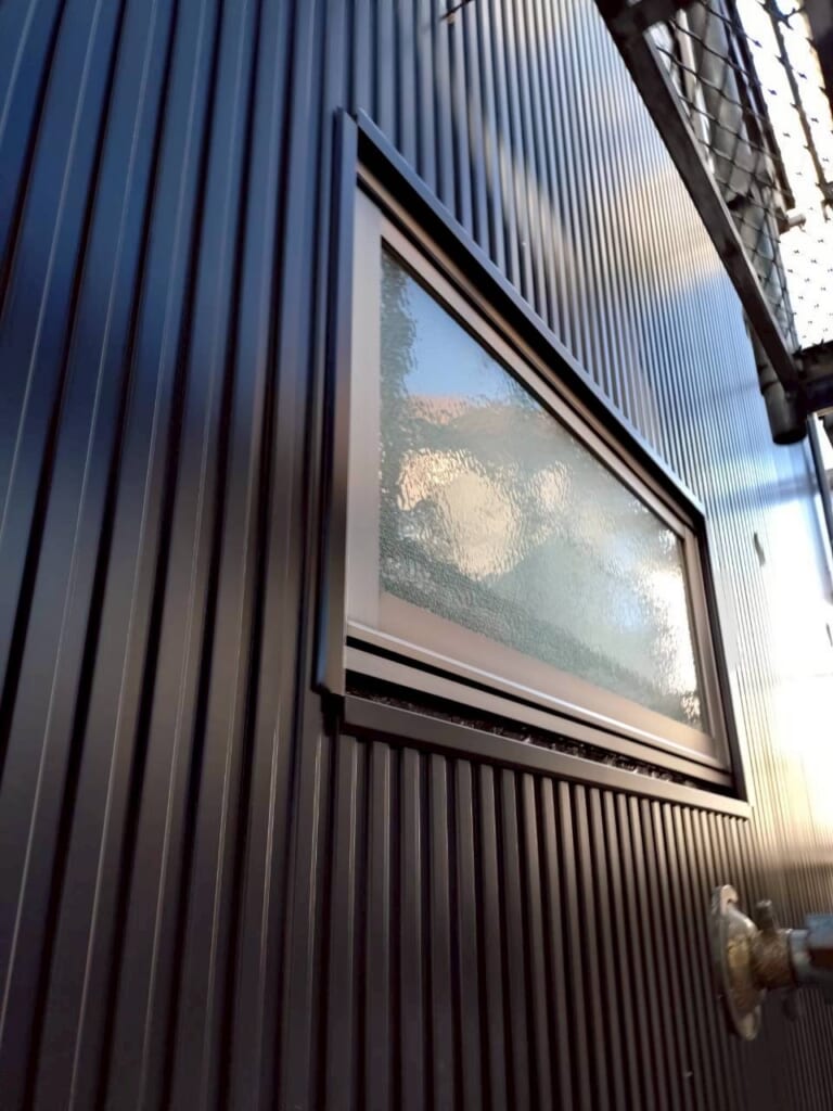 役物の取り付け