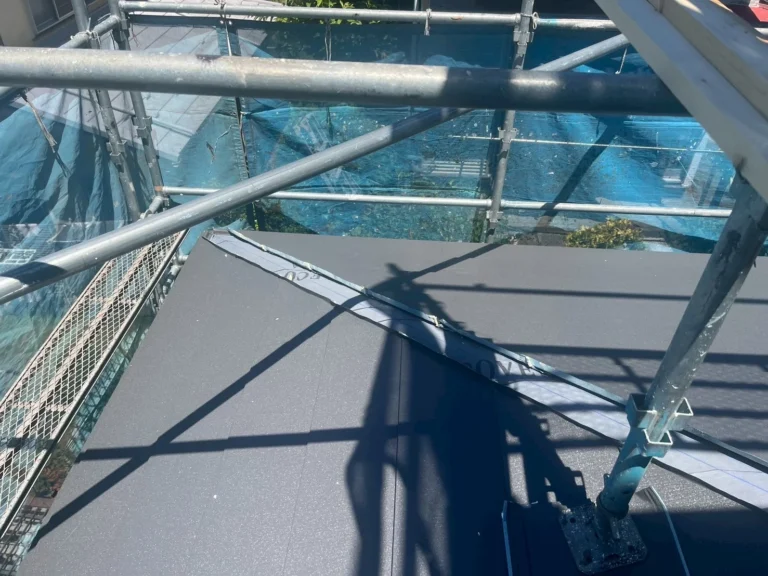 棟部分の屋根の立ち上げ