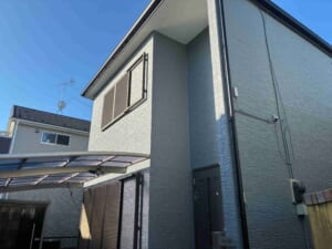 サムネイル画像 埼玉県加須市 - 劣化した屋根をスーパーガルテクトでカバー工法＋外壁塗装でトータルリフォーム