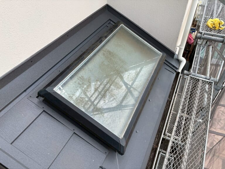 天窓のカバー工法