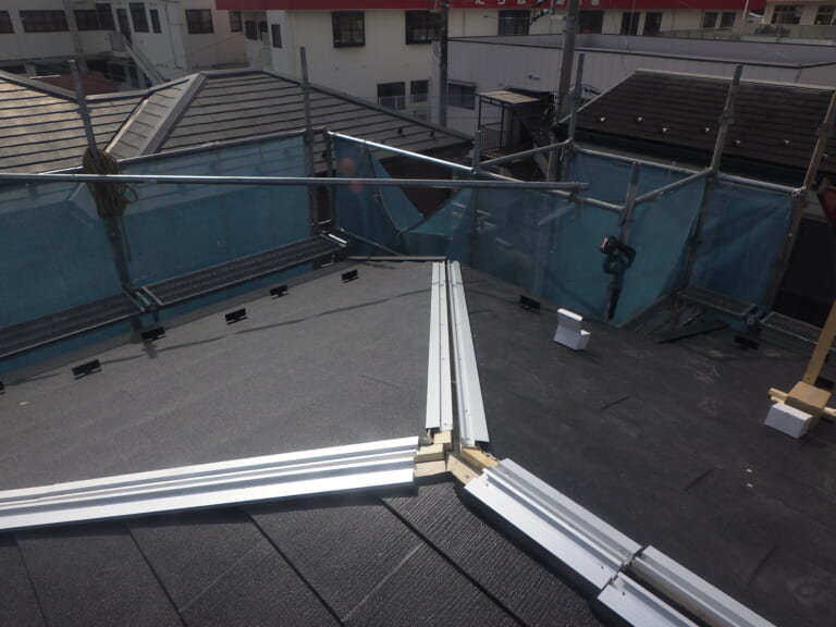 テイガクオリジナルの金属下地「エスヌキ」