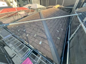 施工前の屋根