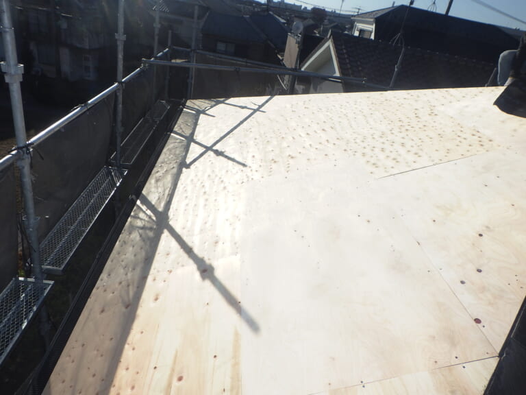 野地板の増し張り